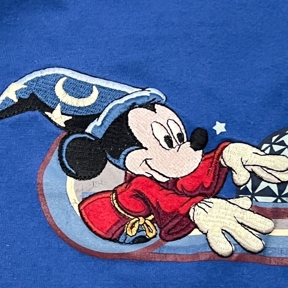 Walt Disney World Believe in Magic Long Sleeve T-Shirt - Picture 8 of 9